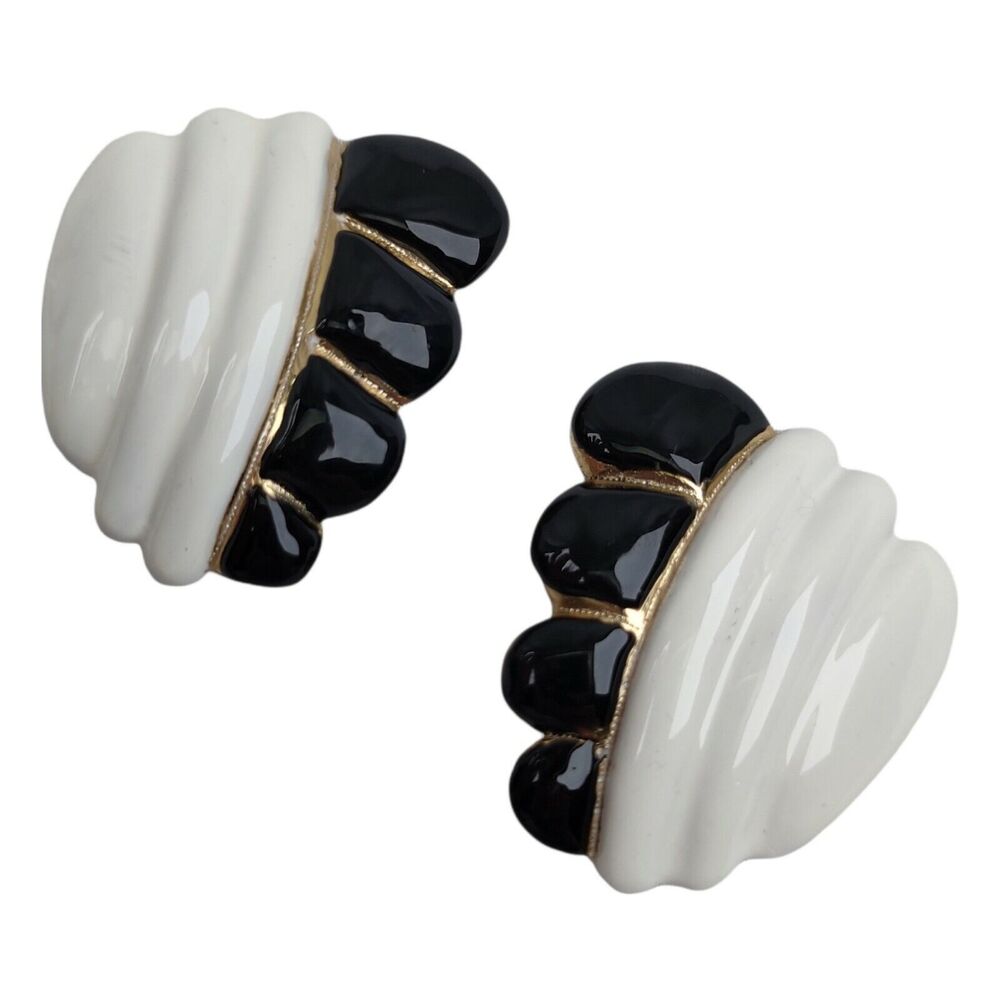 Vintage 80s Kenneth Jay Lane KJL Scallop Enamel Earrings Black White Clip On